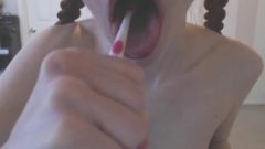 Perfect Teen Dolly Small Brushing Her Teeth